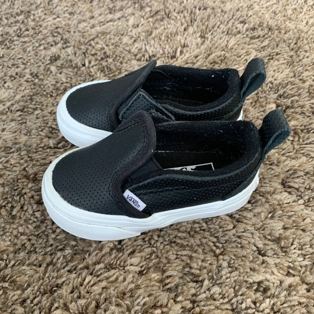 Vans Toddler Slip-On Shoes in Black and White
